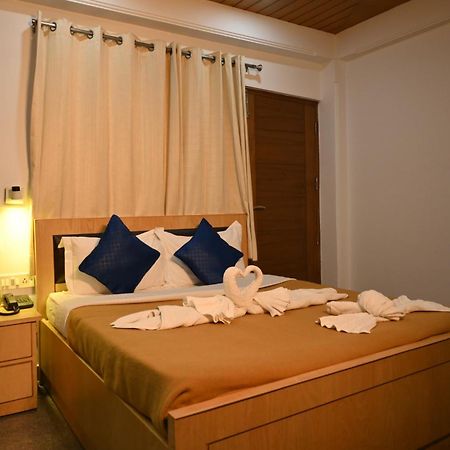 Hotel Dh Dharamshala Exteriör bild